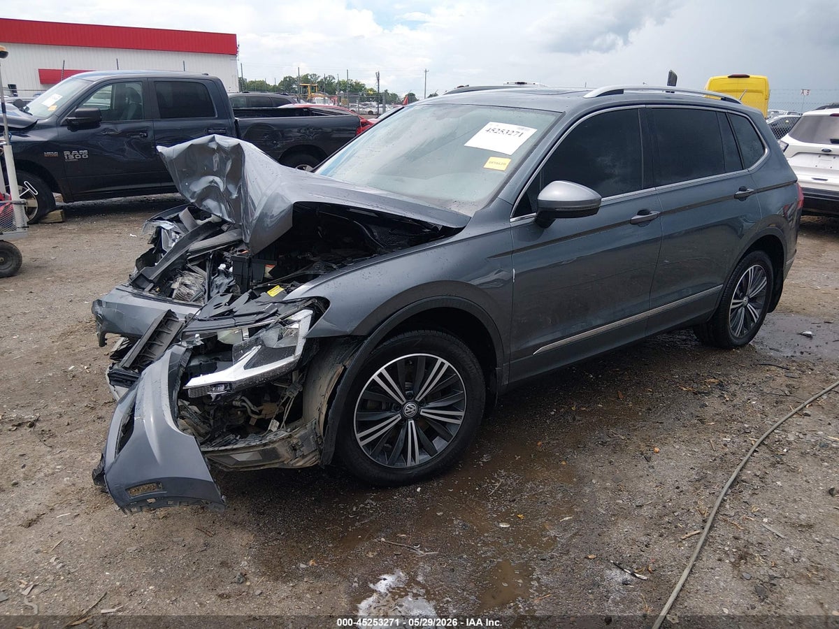 2019 VOLKSWAGEN TIGUAN 2.0T SE/2.0T SEL/2.0T SEL R-LINE/2.0T SEL R-LINE BLACK — снимка 2
