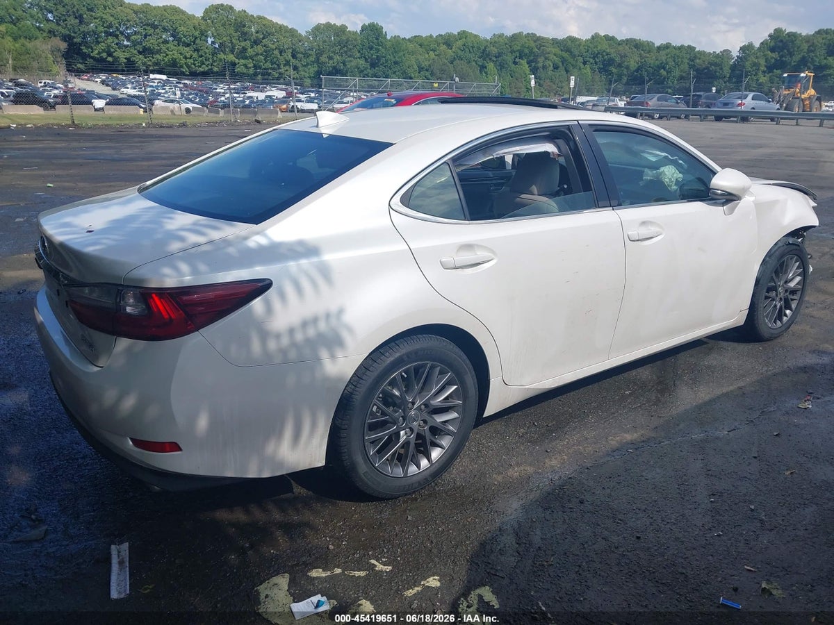 2016 LEXUS ES 350 — снимка 4