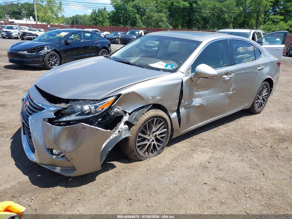 2016 LEXUS ES 350 — снимка 2