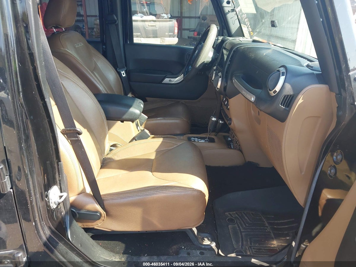 2017 JEEP WRANGLER UNLIMITED SAHARA 4X4 — снимка 5