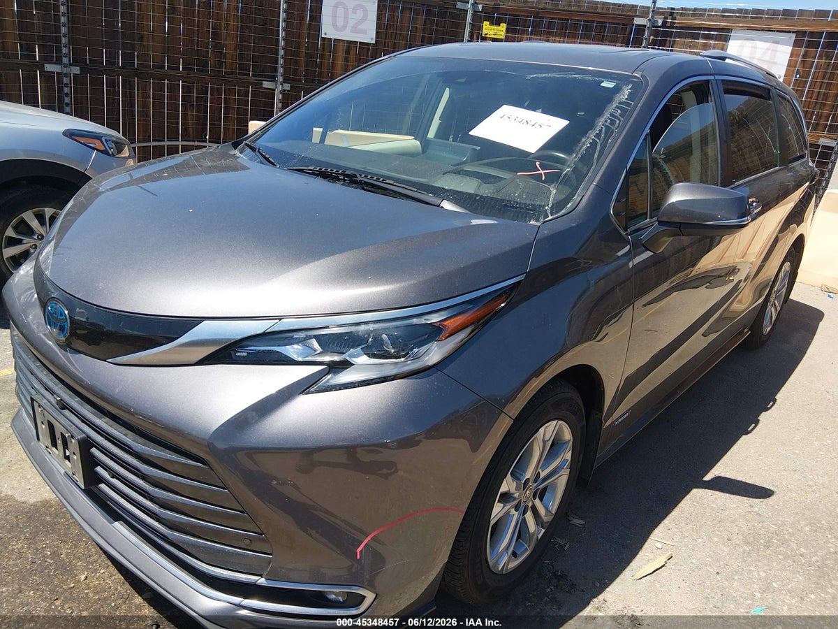 2021 TOYOTA SIENNA PLATINUM — снимка 2