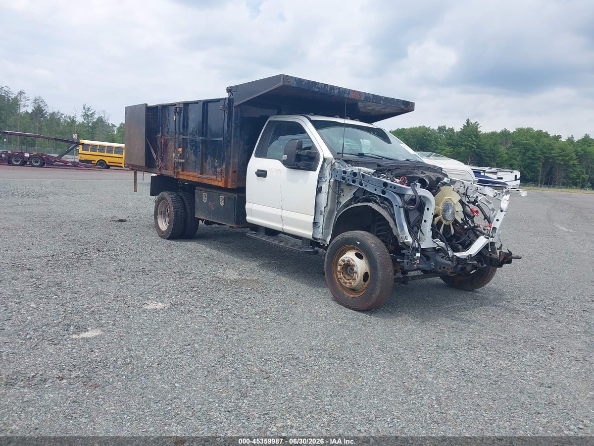 2022 FORD F-550 CHASSIS XL