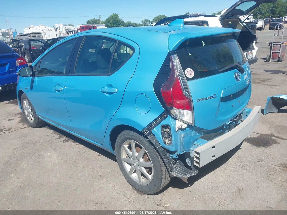 2015 TOYOTA PRIUS C THREE — снимка 3
