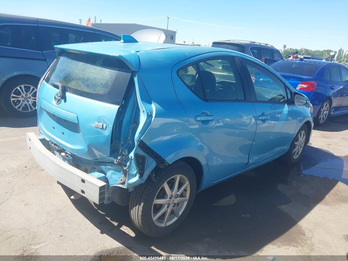 2015 TOYOTA PRIUS C THREE — снимка 4