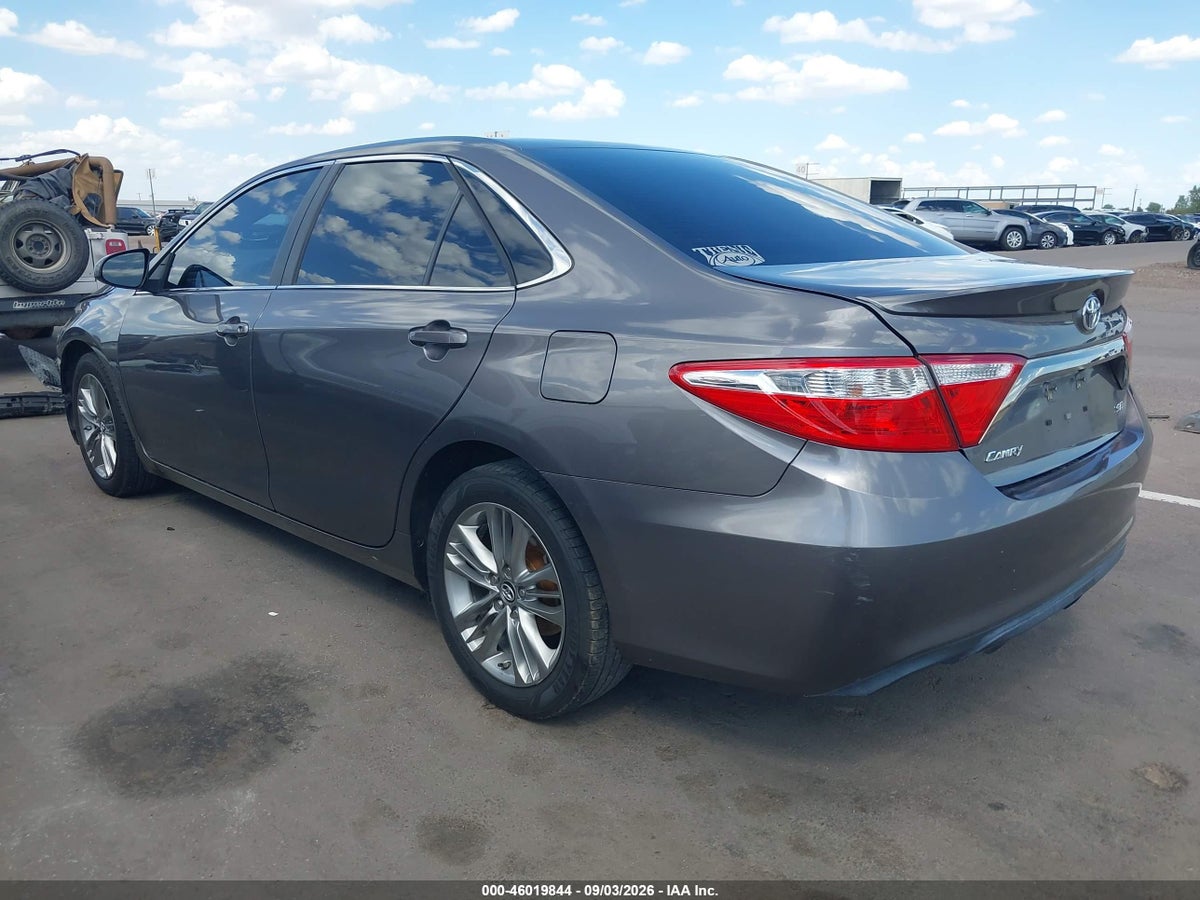 2017 TOYOTA CAMRY SE — снимка 3