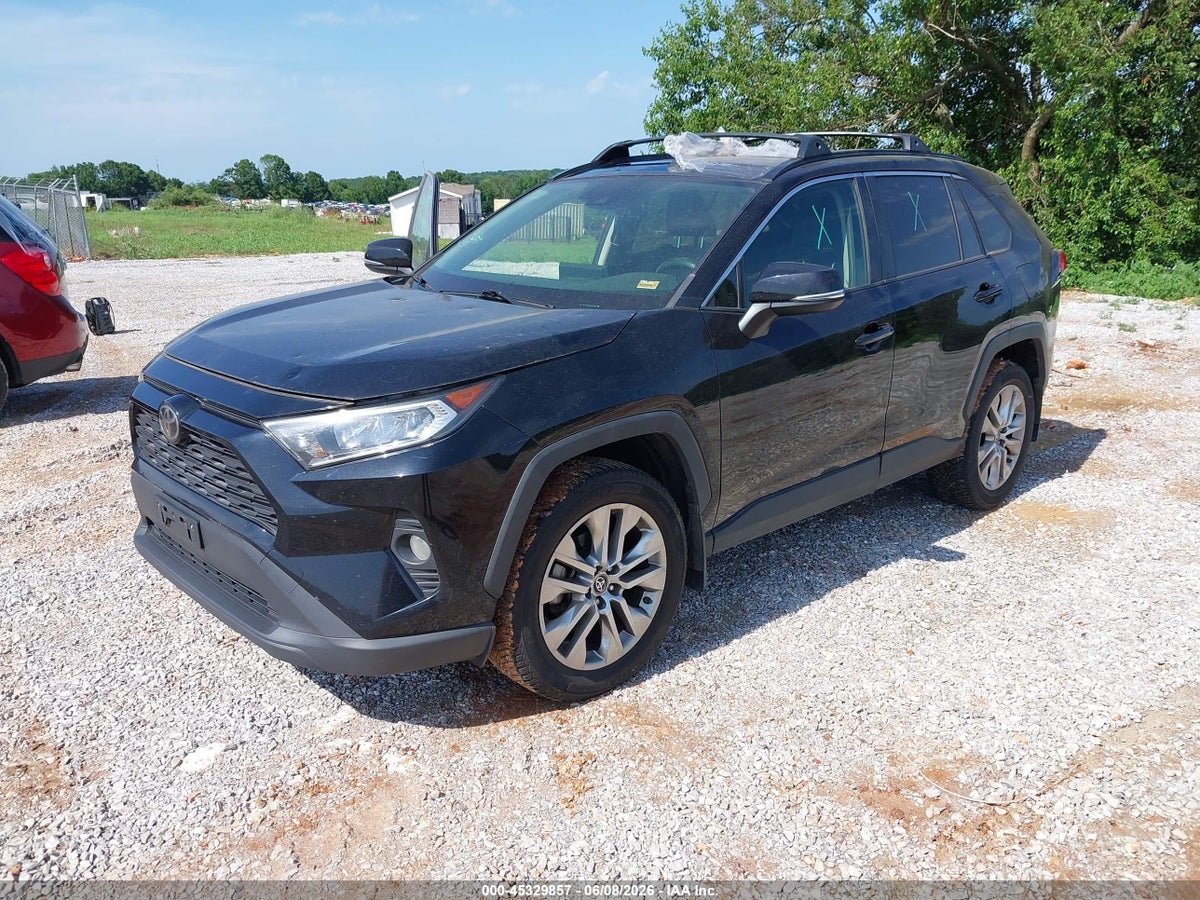 2019 TOYOTA RAV4 XLE PREMIUM — снимка 2