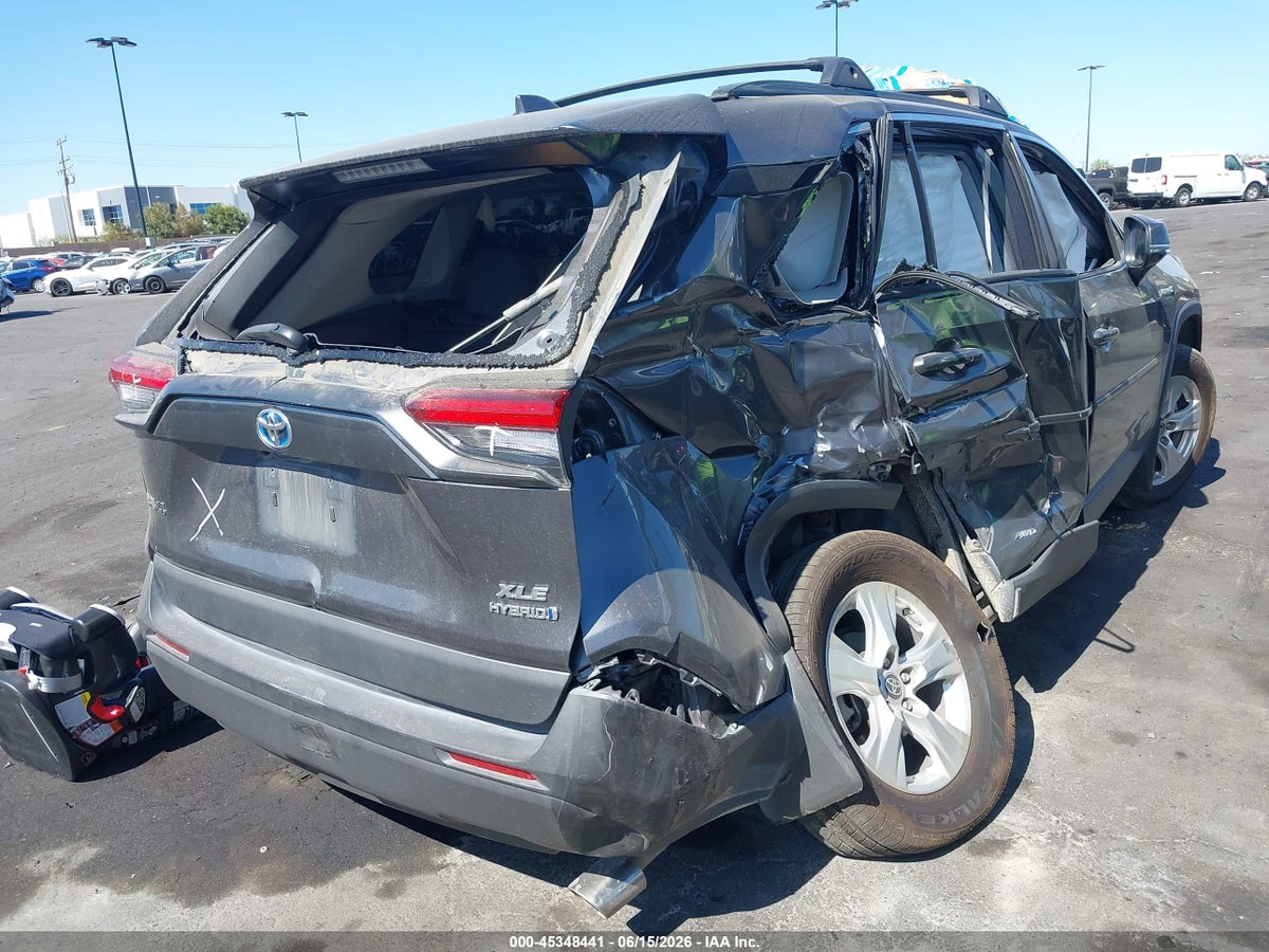 2021 TOYOTA RAV4 HYBRID XLE — снимка 4
