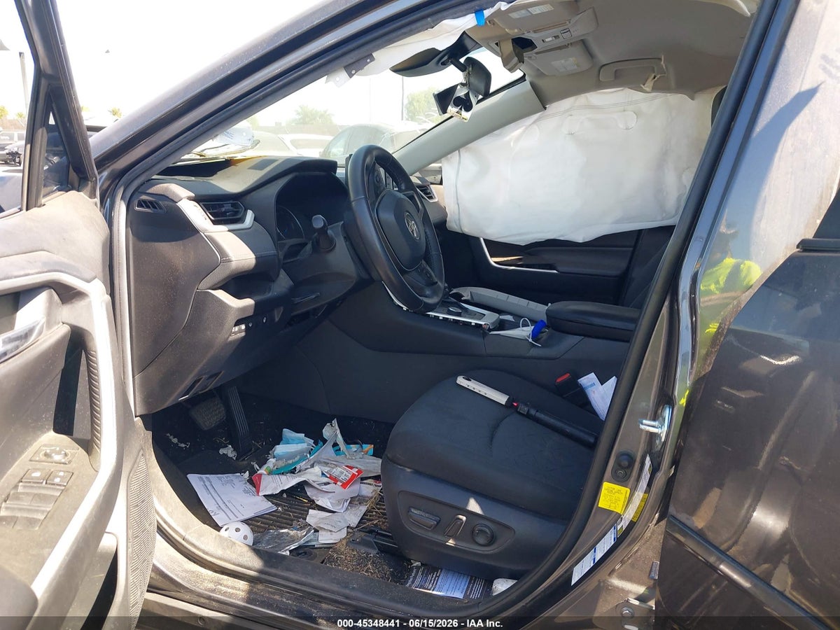 2021 TOYOTA RAV4 HYBRID XLE — снимка 5
