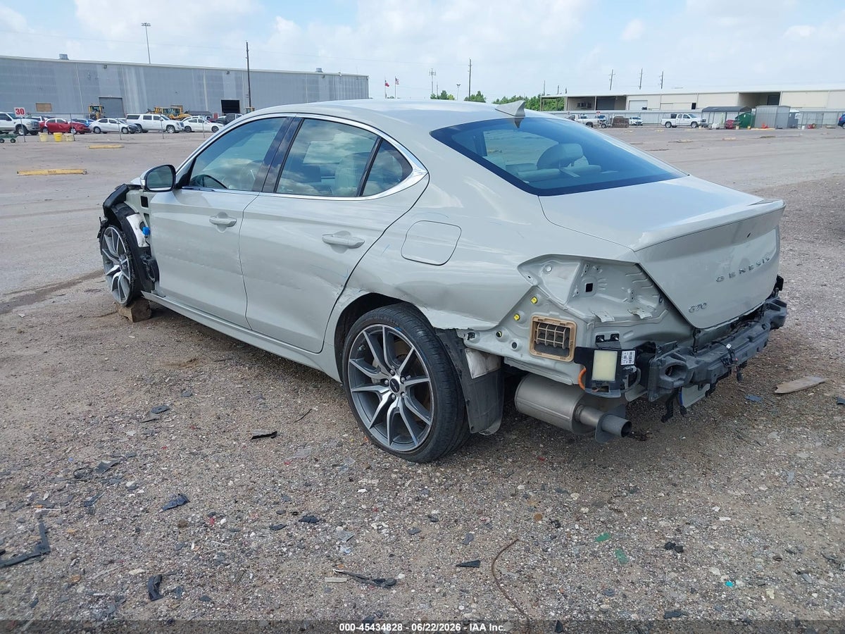 2024 GENESIS G70 2.5T RWD — снимка 3