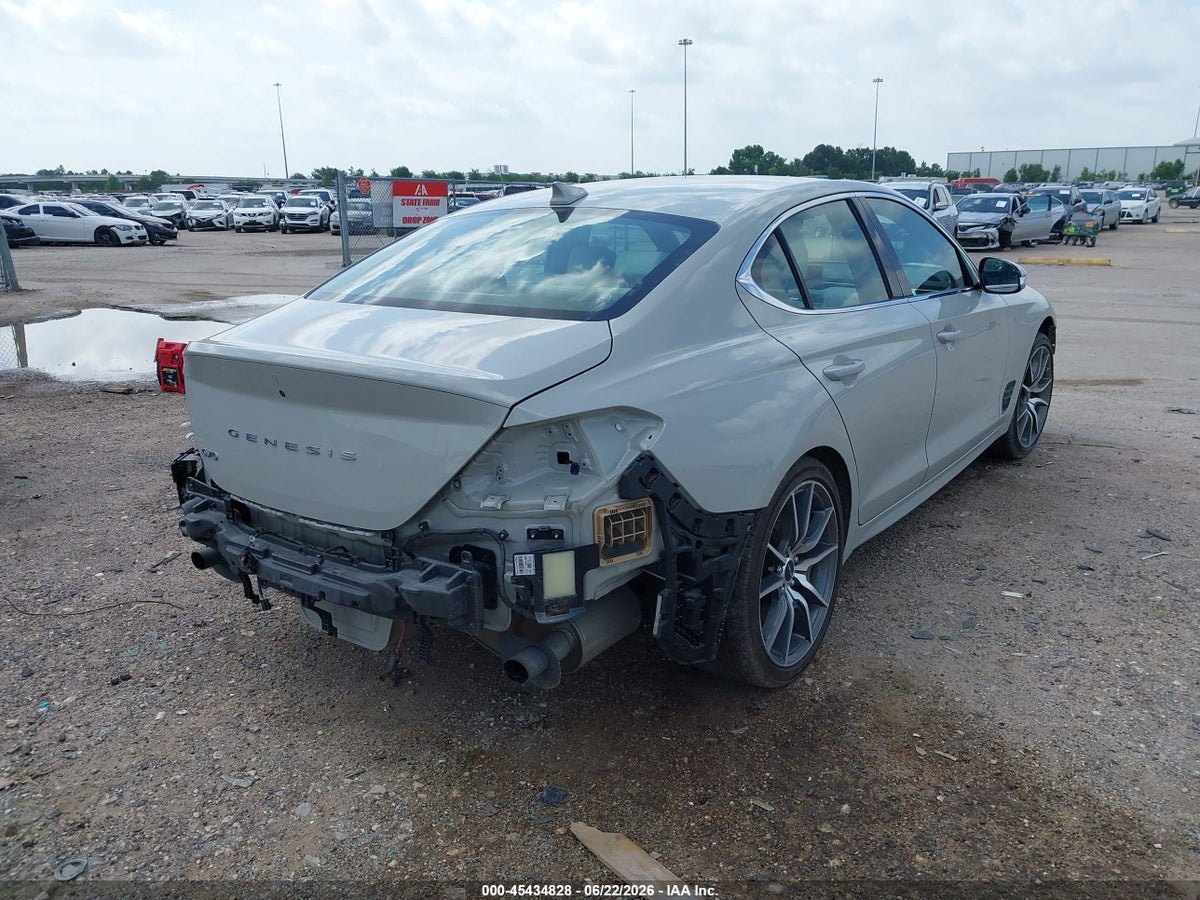 2024 GENESIS G70 2.5T RWD — снимка 4