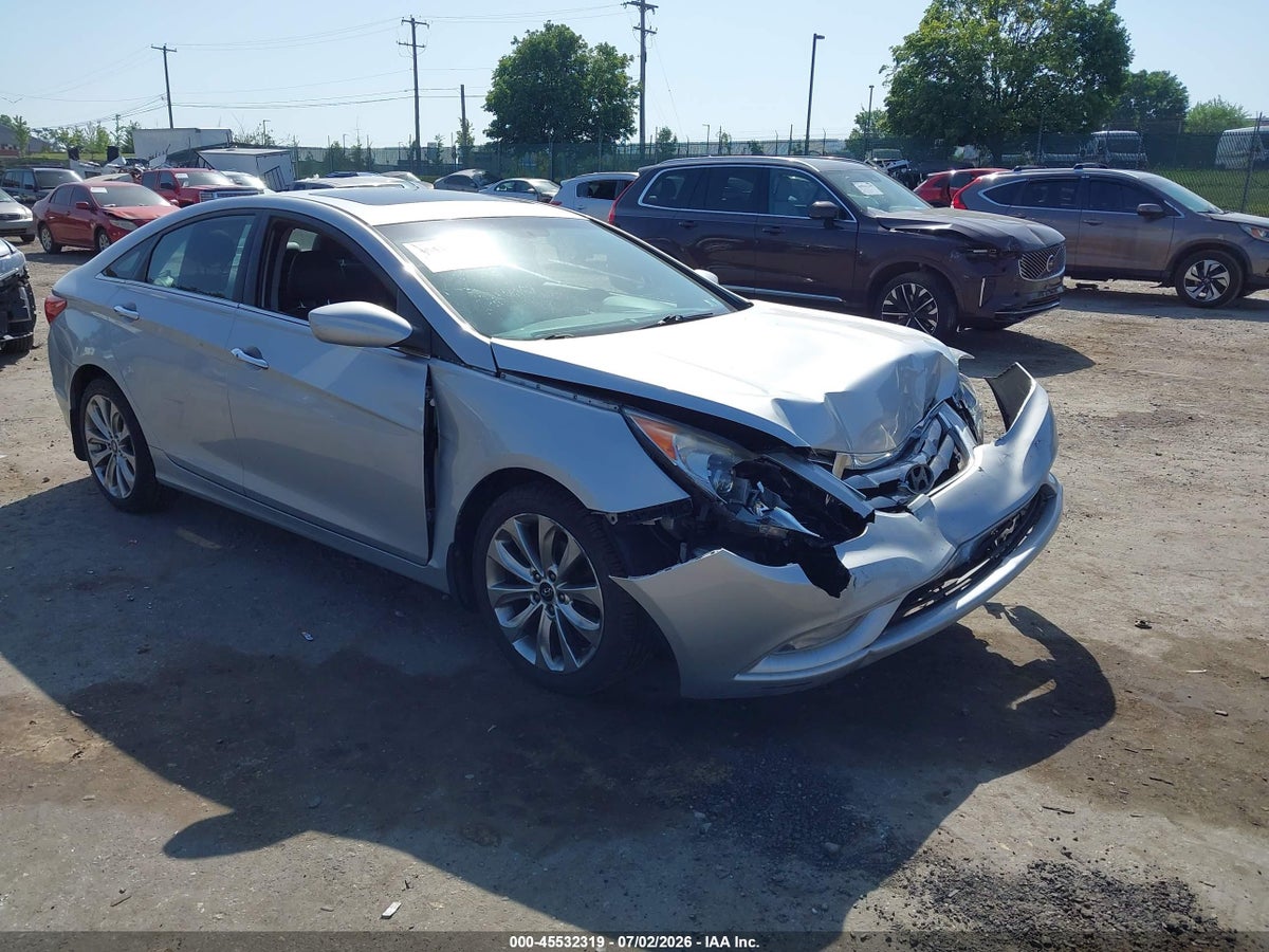 2013 HYUNDAI SONATA SE