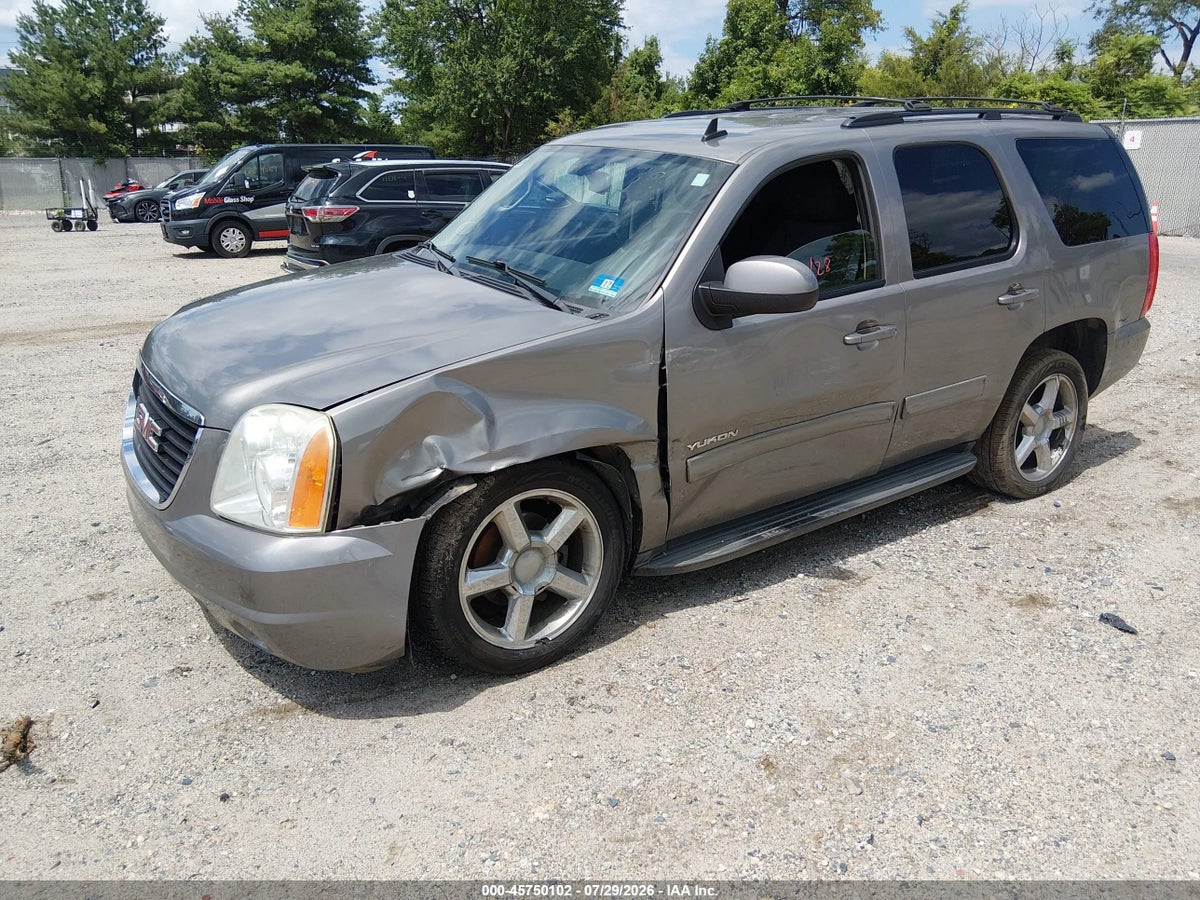 2012 GMC YUKON SLE — снимка 2