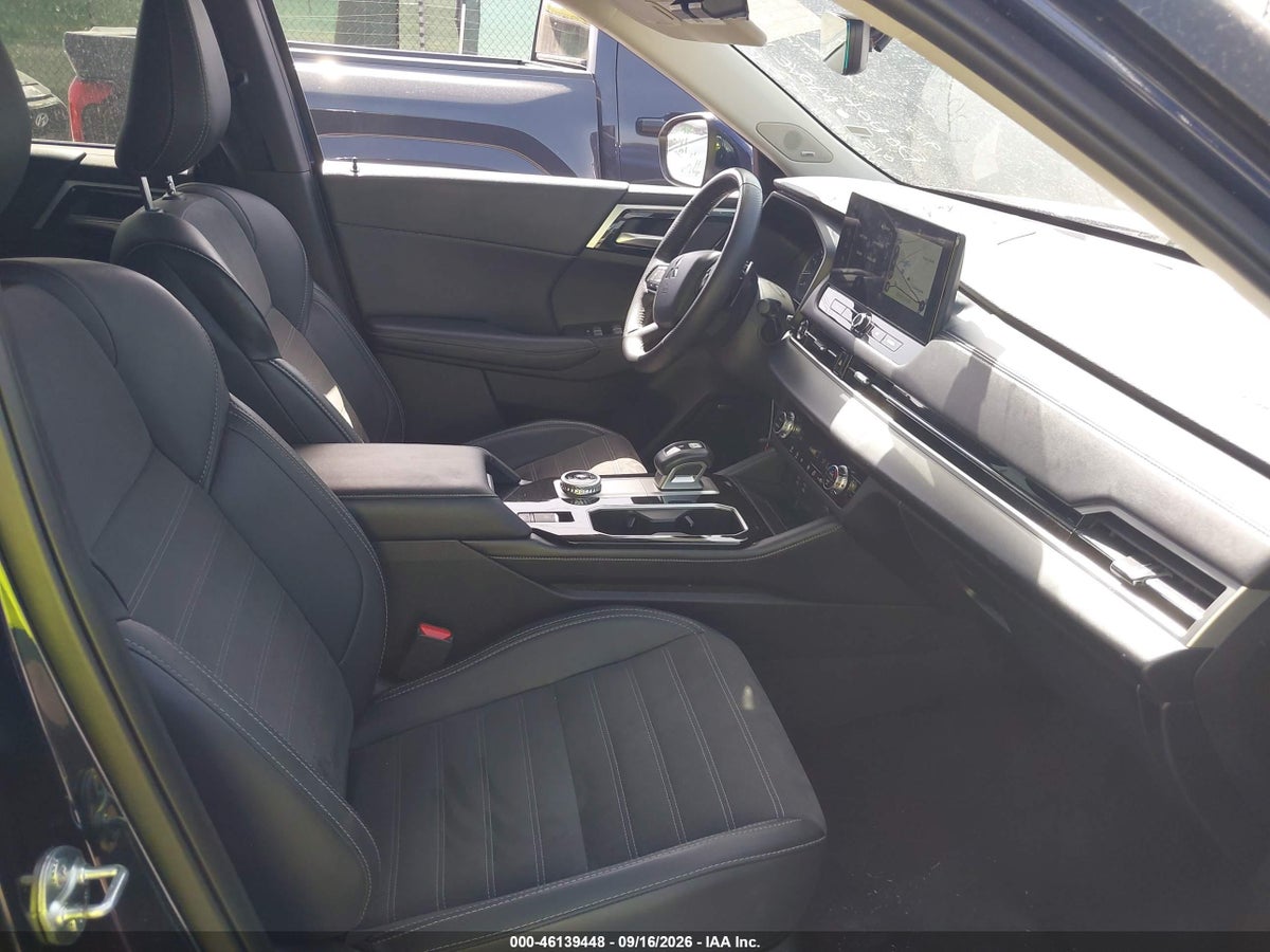 2025 MITSUBISHI OUTLANDER SE 2.5 S-AWC/TRAIL EDITION S-AWC — снимка 5