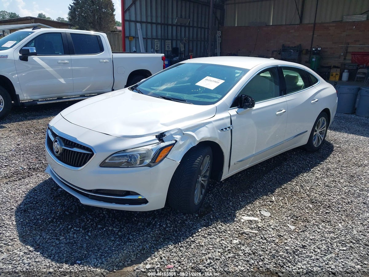 2018 BUICK LACROSSE ESSENCE — photo 2