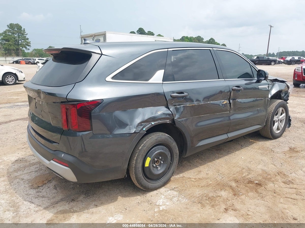 2024 KIA SORENTO LX — снимка 4