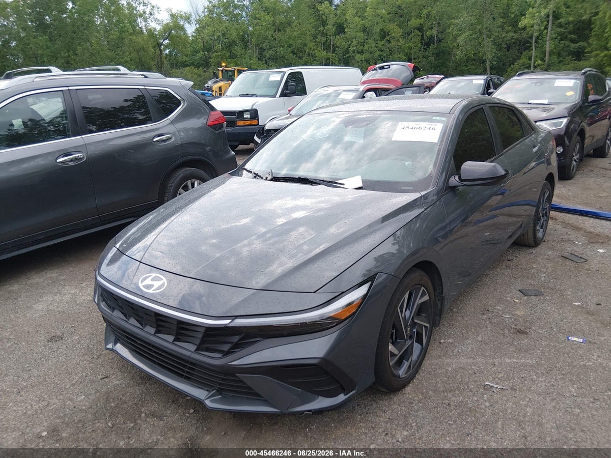 2025 HYUNDAI ELANTRA SEL SPORT — снимка 2