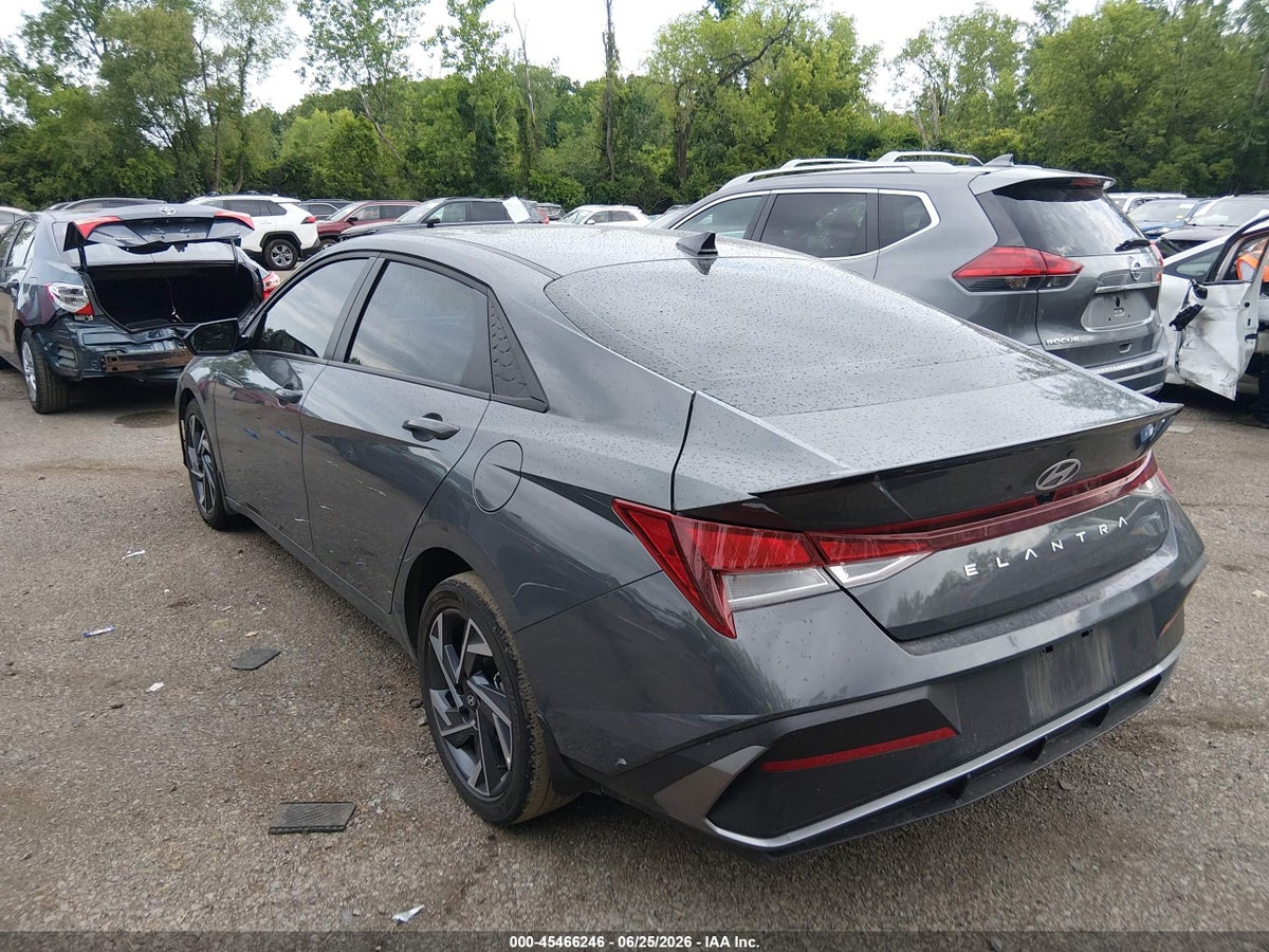 2025 HYUNDAI ELANTRA SEL SPORT — снимка 3