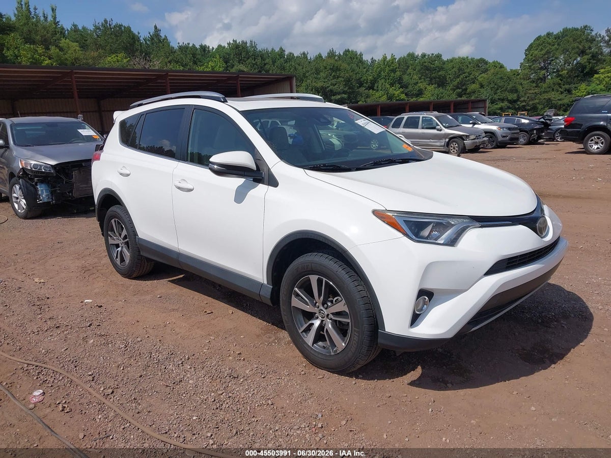 2017 TOYOTA RAV4 XLE