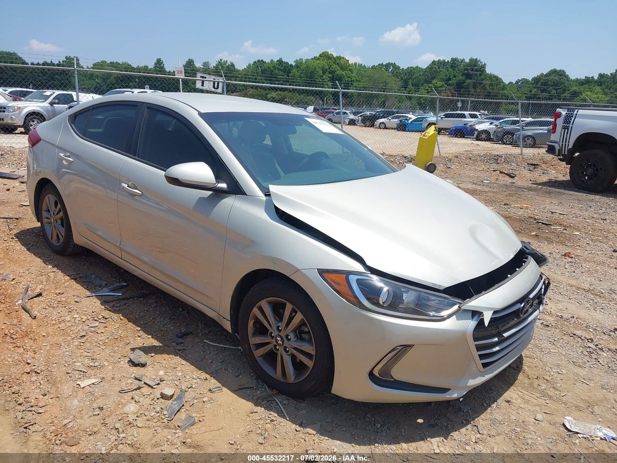 2017 HYUNDAI ELANTRA SE