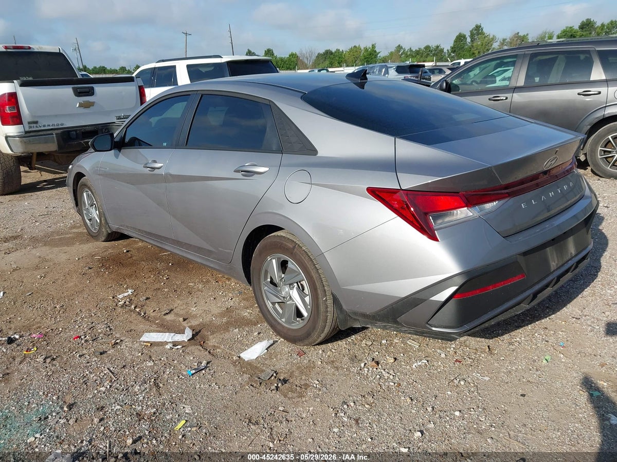 2026 HYUNDAI ELANTRA SE — снимка 3