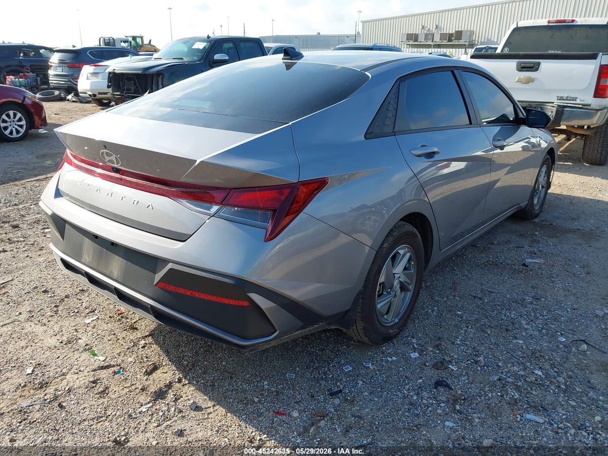 2026 HYUNDAI ELANTRA SE — снимка 4