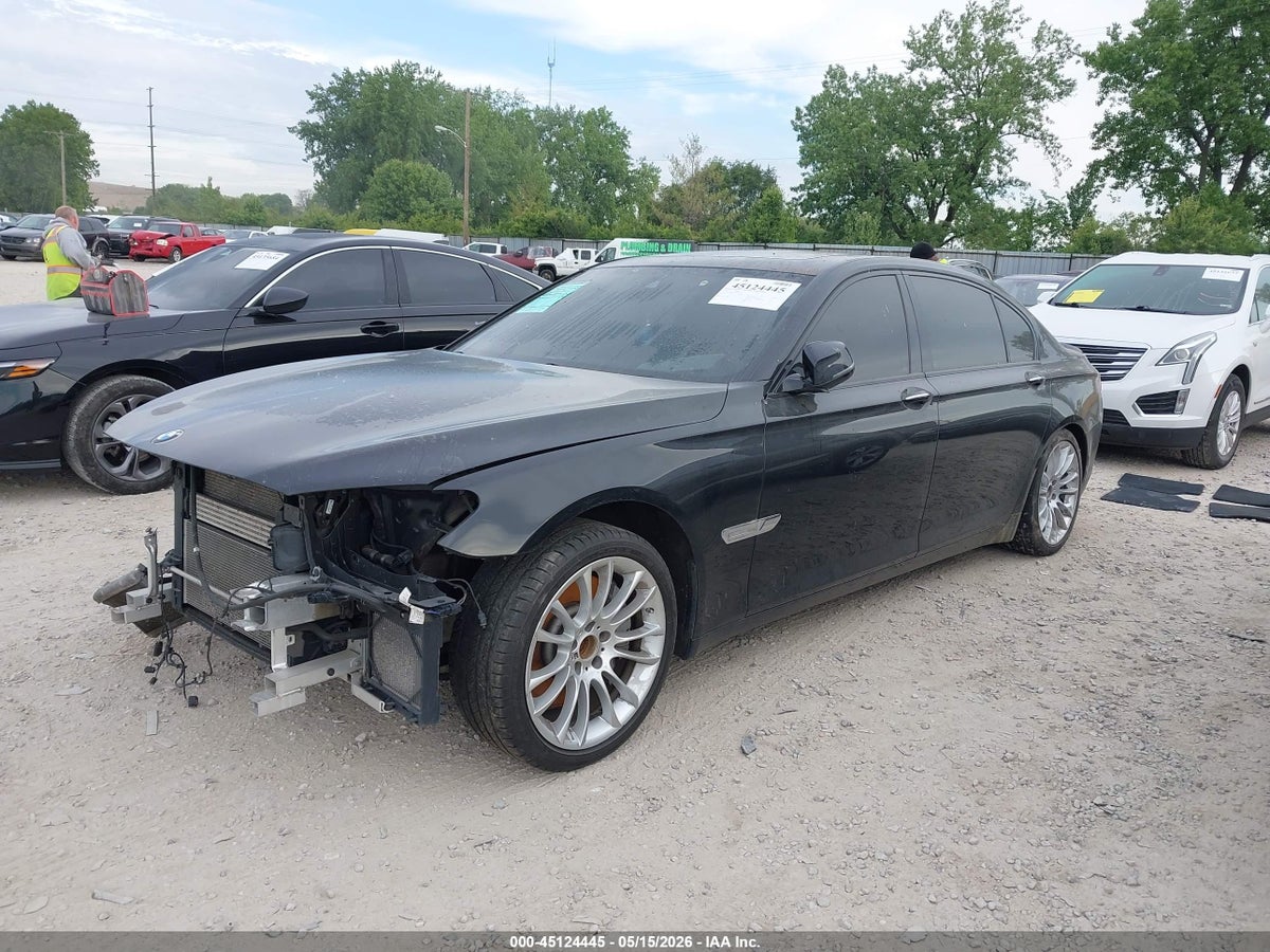 2015 BMW 750LI XDRIVE — снимка 2