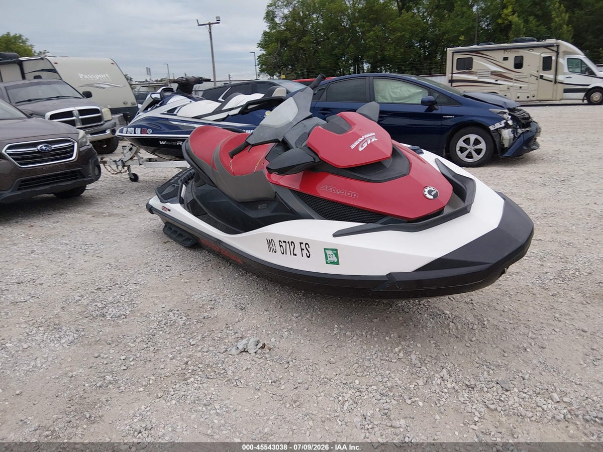 2011 SEADOO PERSONAL WATERCRAFT