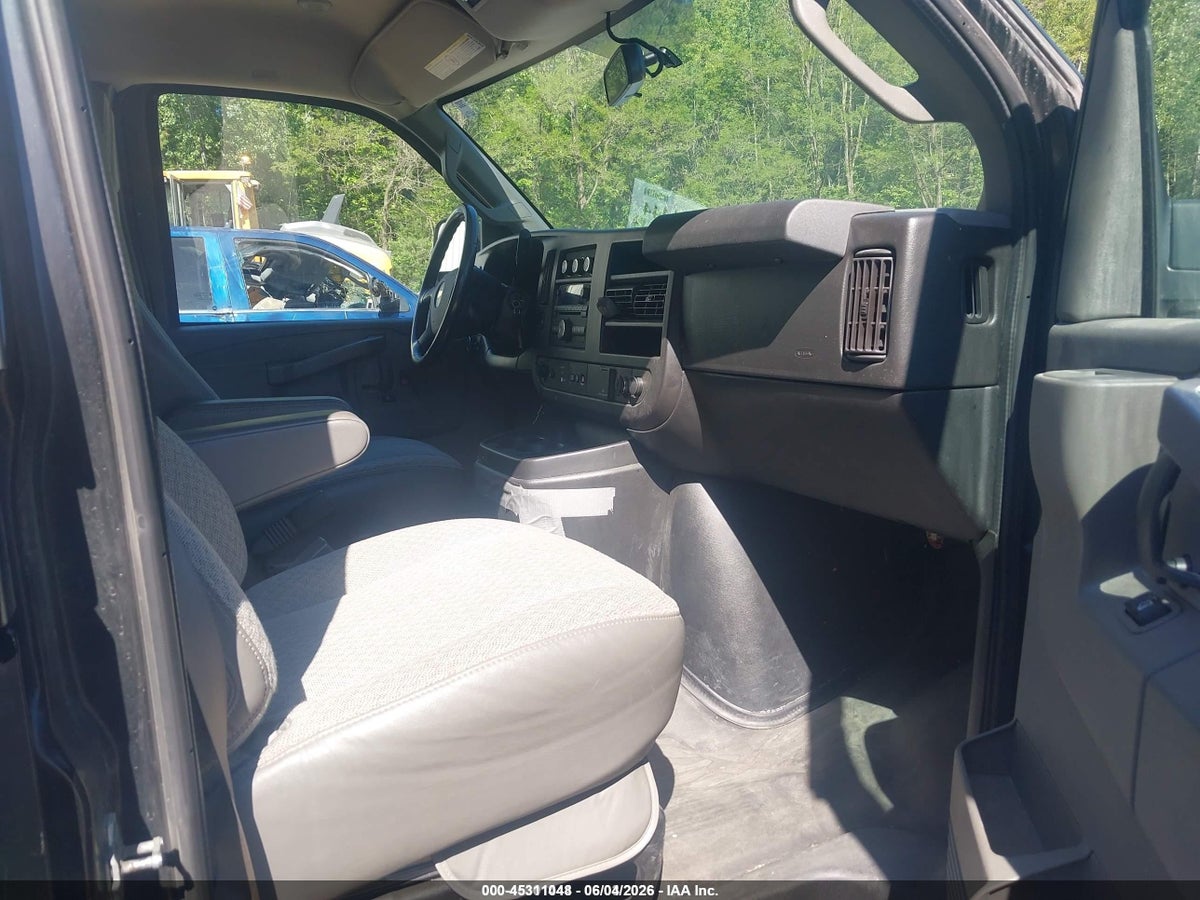2020 CHEVROLET EXPRESS PASSENGER RWD 2500 REGULAR WHEELBASE LS — снимка 5