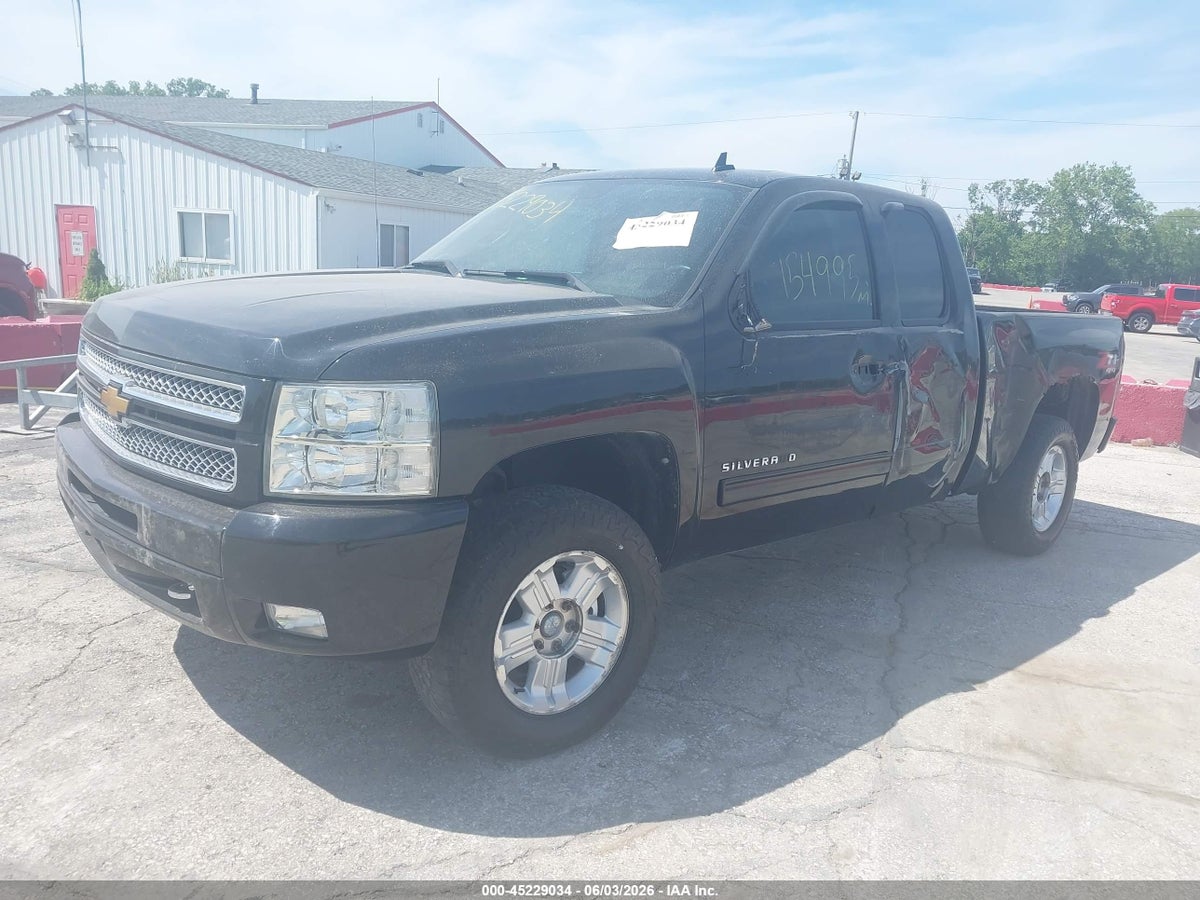 2012 CHEVROLET SILVERADO 1500 LT — снимка 2