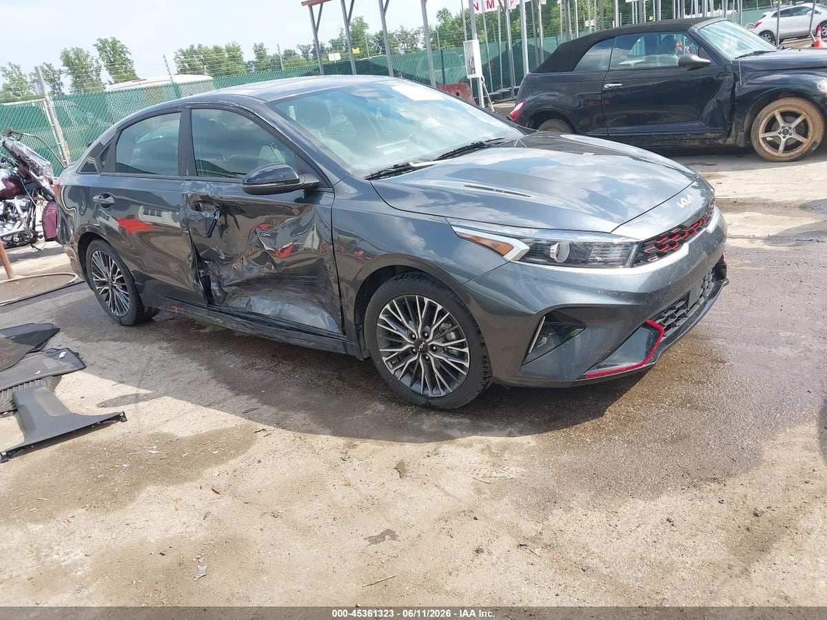2024 KIA FORTE GT-LINE