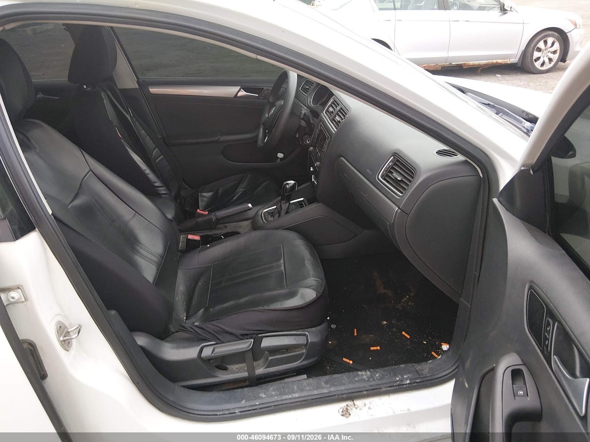 2017 VOLKSWAGEN JETTA 1.4T S — снимка 5