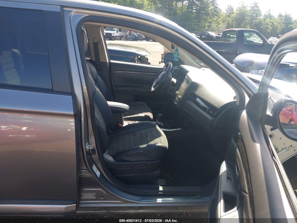 2020 MITSUBISHI OUTLANDER SE 2.4 S-AWC — снимка 5