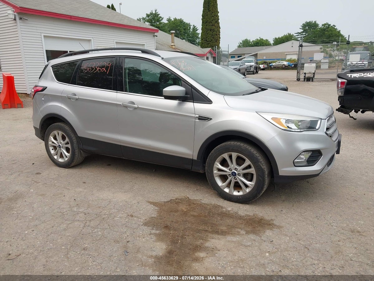2018 FORD ESCAPE SE