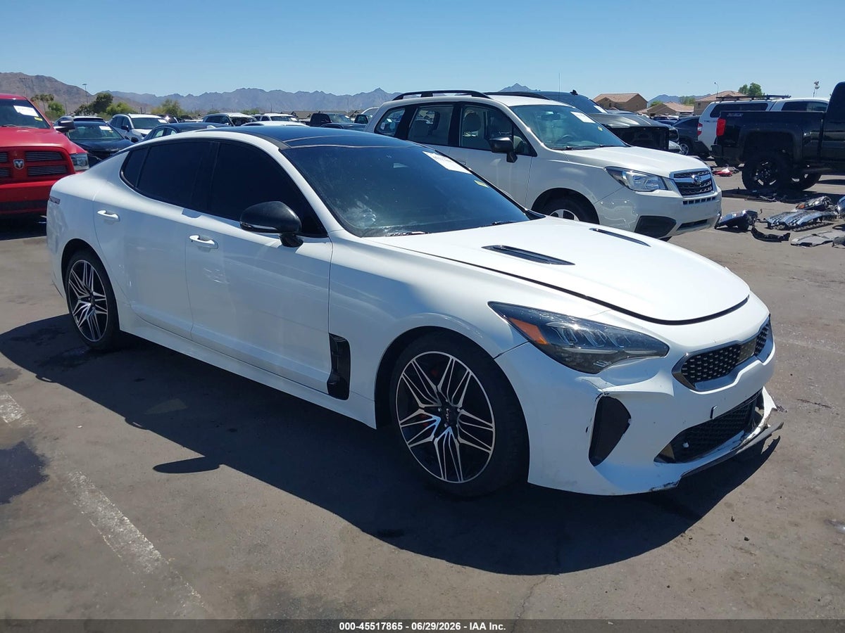 2022 KIA STINGER GT1