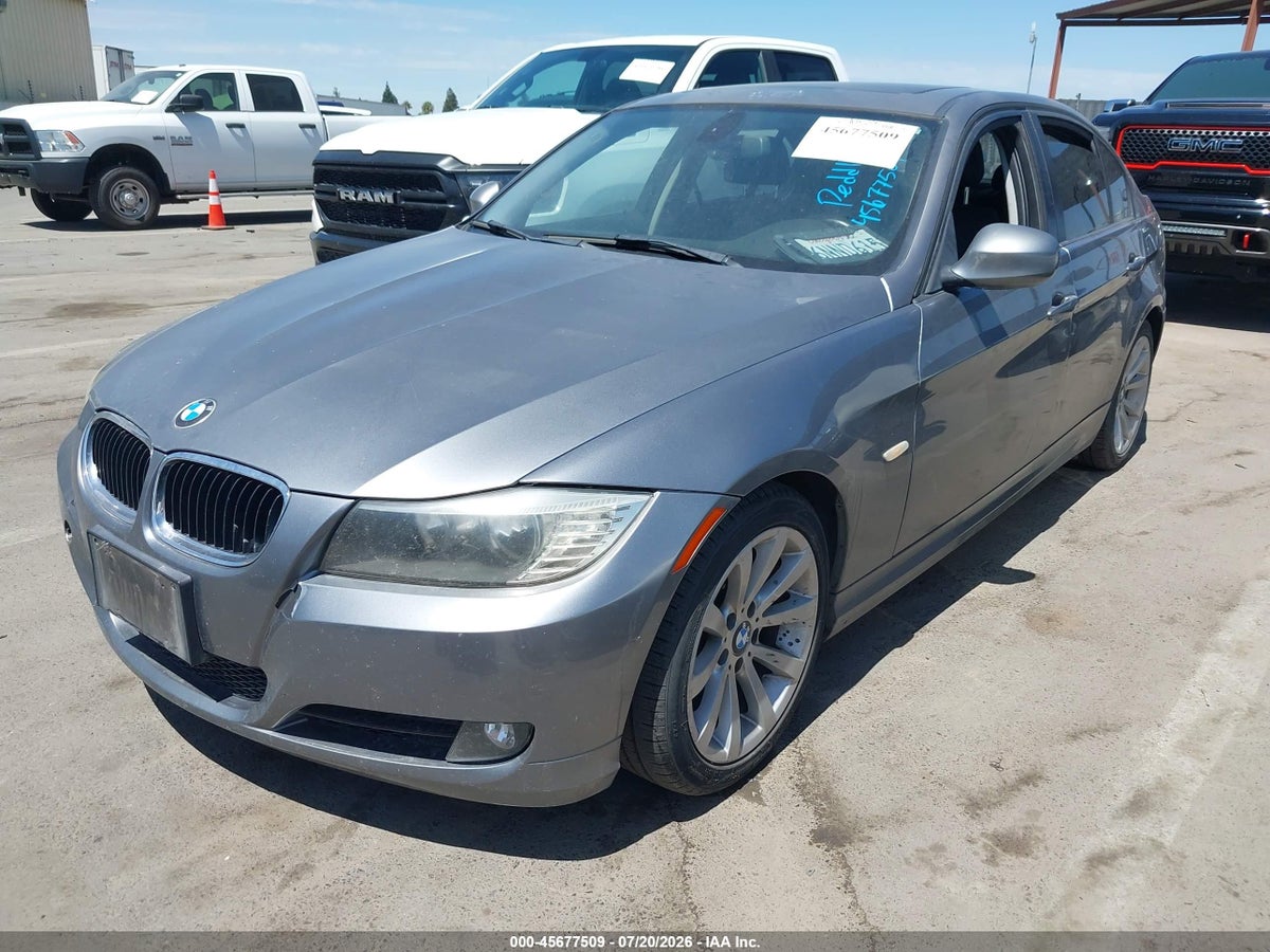2011 BMW 328I — снимка 2