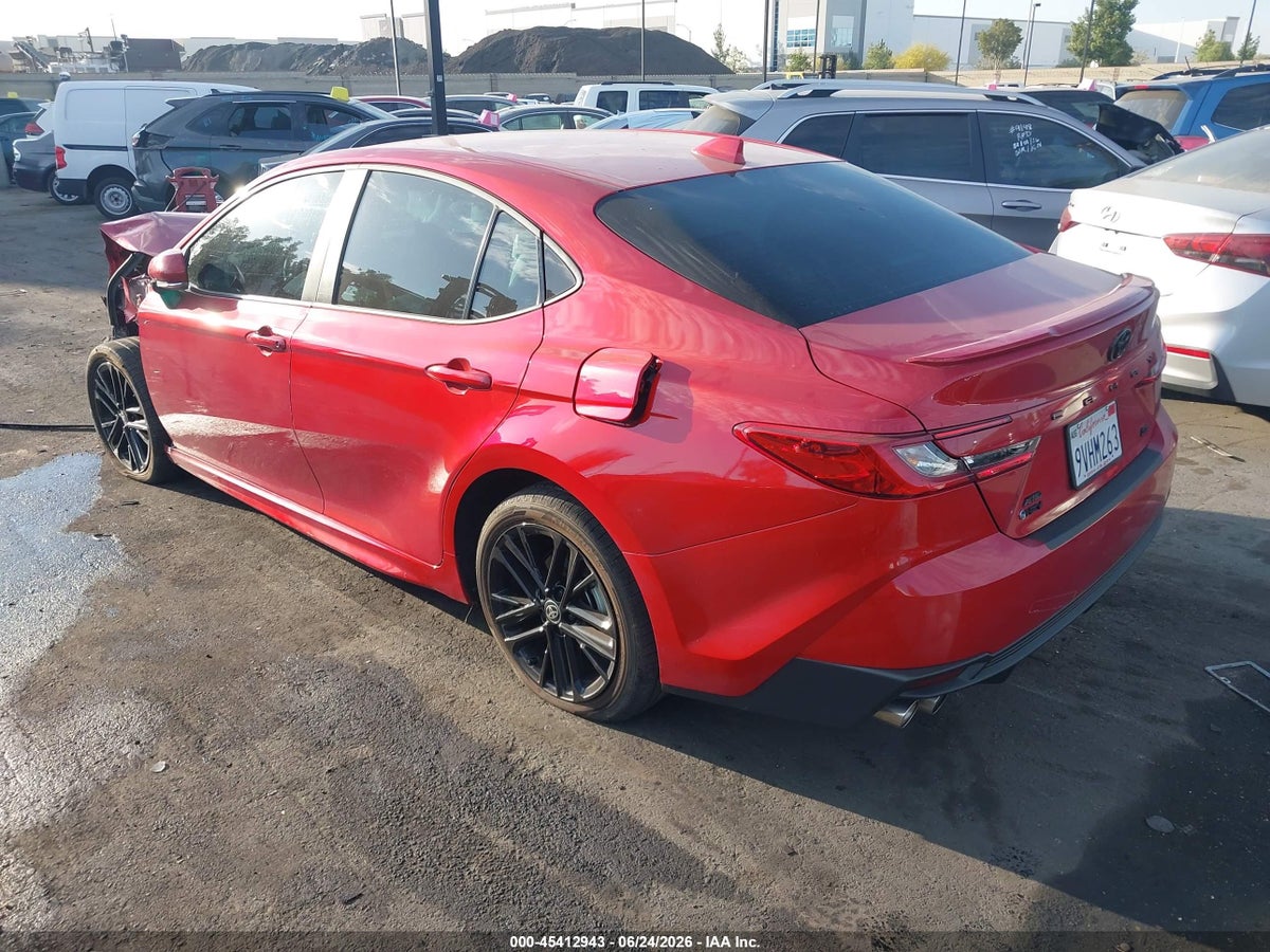 2025 TOYOTA CAMRY SE — снимка 3