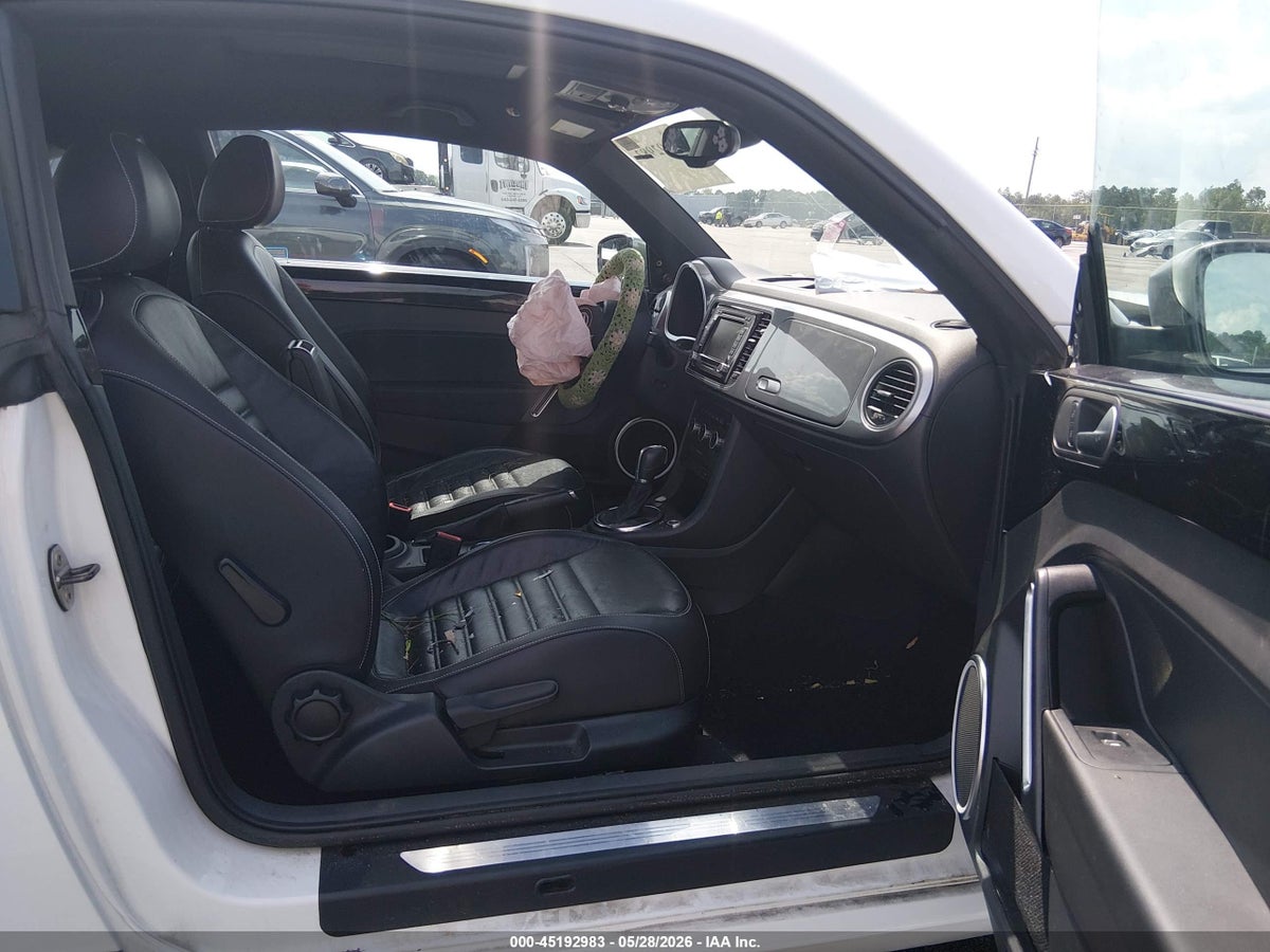 2014 VOLKSWAGEN BEETLE 2.0L TDI — снимка 5