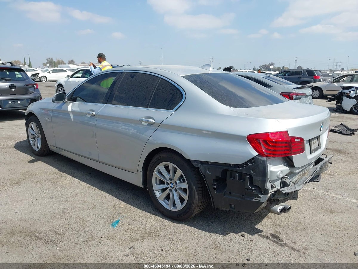2016 BMW 528I — снимка 3