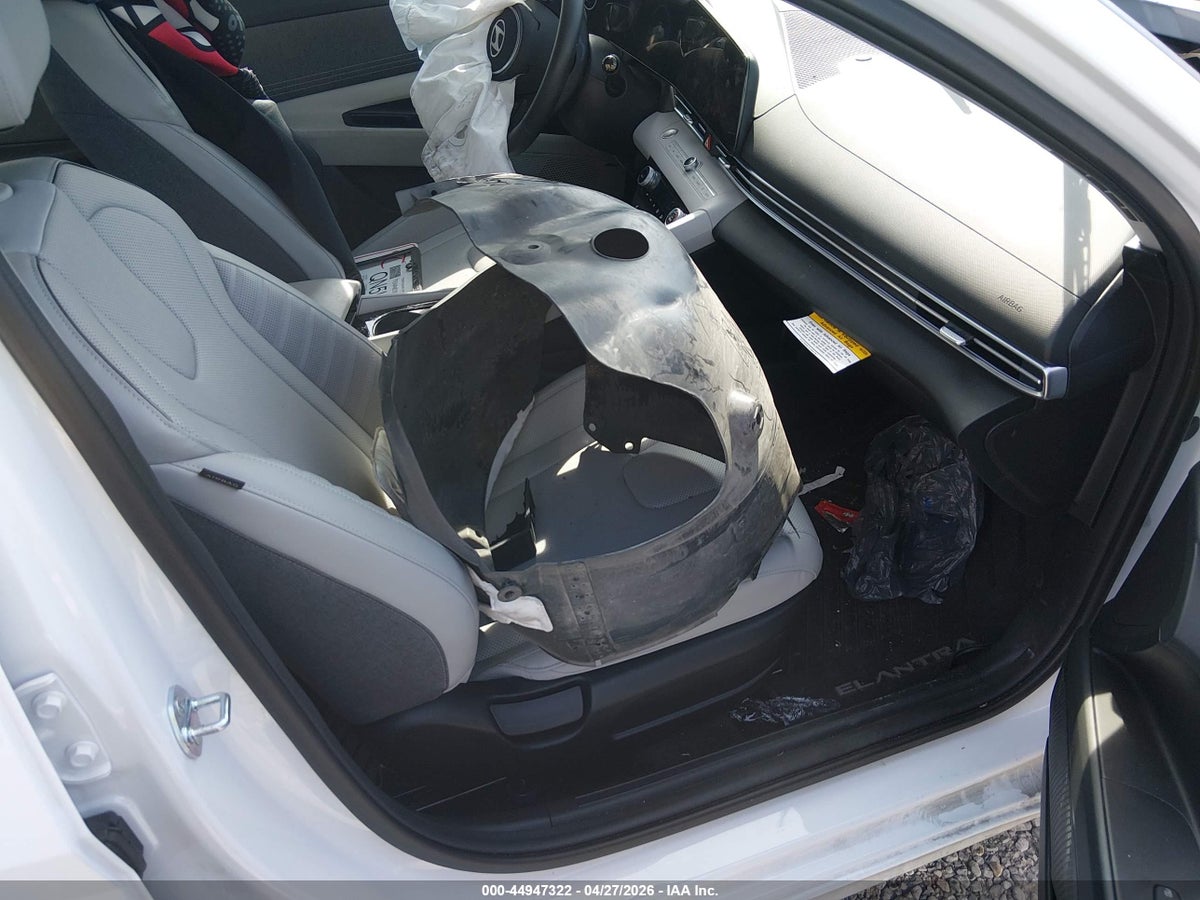 2025 HYUNDAI ELANTRA LIMITED — снимка 5