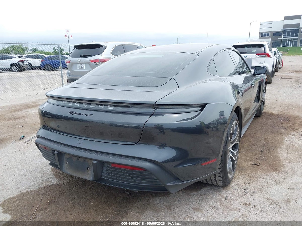 2021 PORSCHE TAYCAN 4S — снимка 4