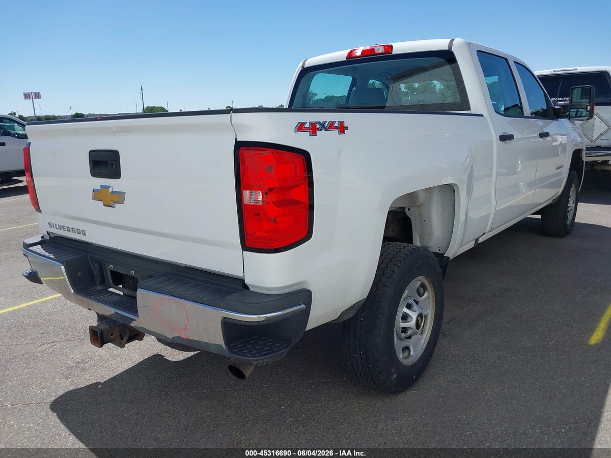 2017 CHEVROLET SILVERADO 2500HD WT — снимка 4