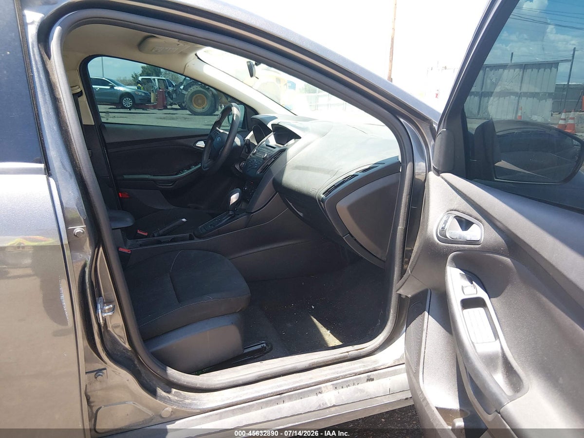 2017 FORD FOCUS SE — снимка 5