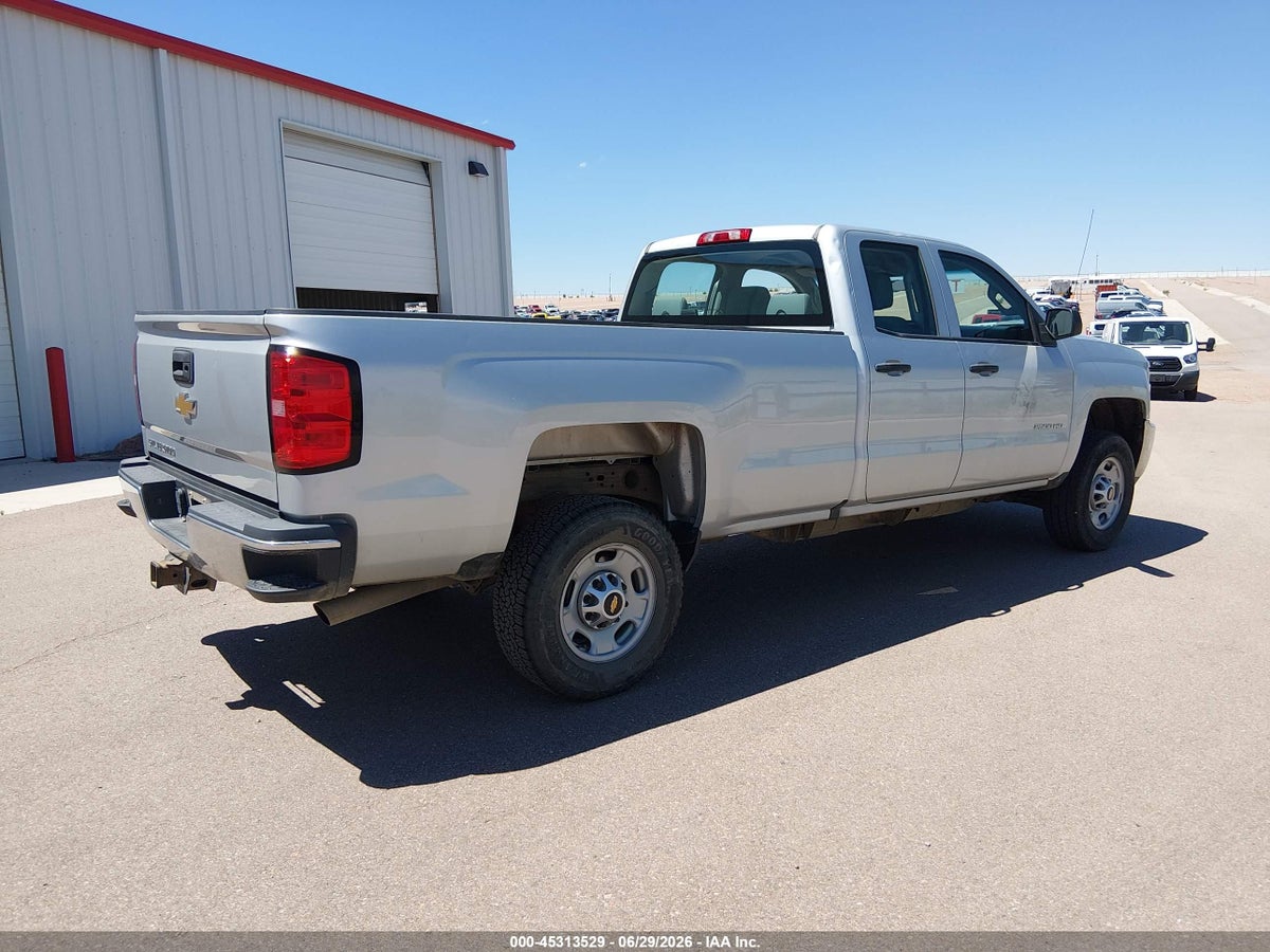 2017 CHEVROLET SILVERADO 2500HD WT — снимка 4