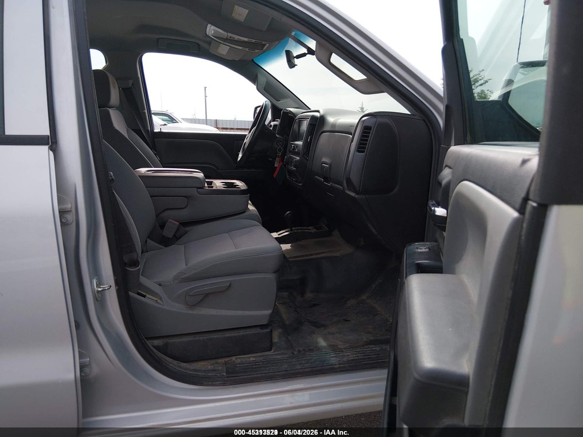 2017 CHEVROLET SILVERADO 2500HD WT — снимка 5