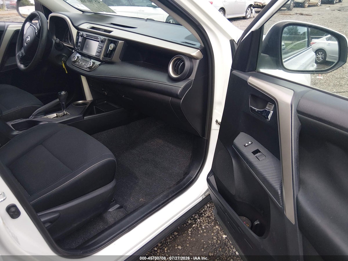 2014 TOYOTA RAV4 XLE — снимка 5