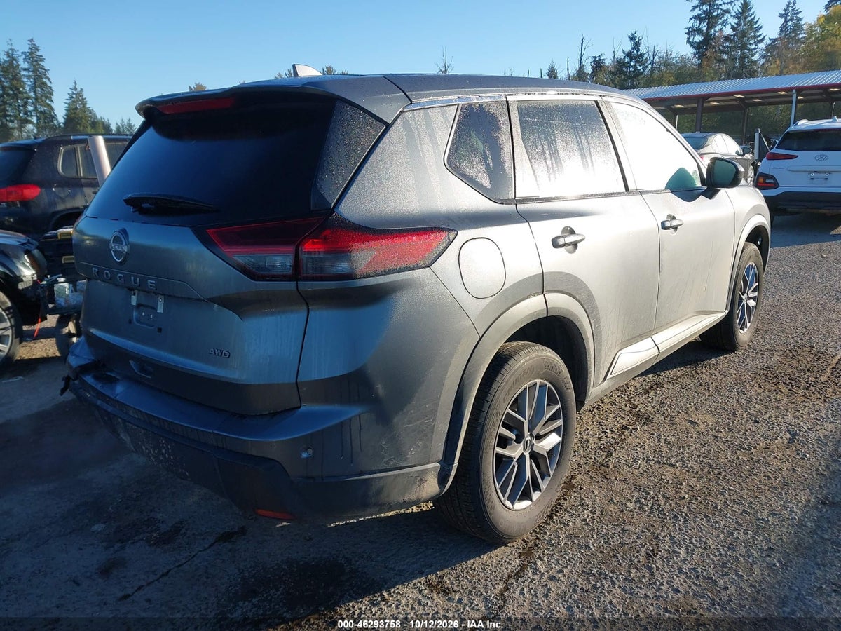 2026 NISSAN ROGUE SV — photo 4