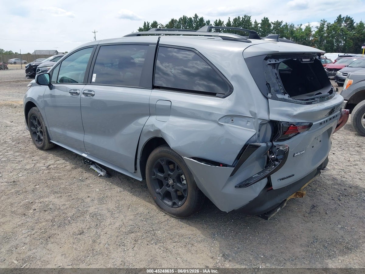 2025 TOYOTA SIENNA WOODLAND EDITION — снимка 3