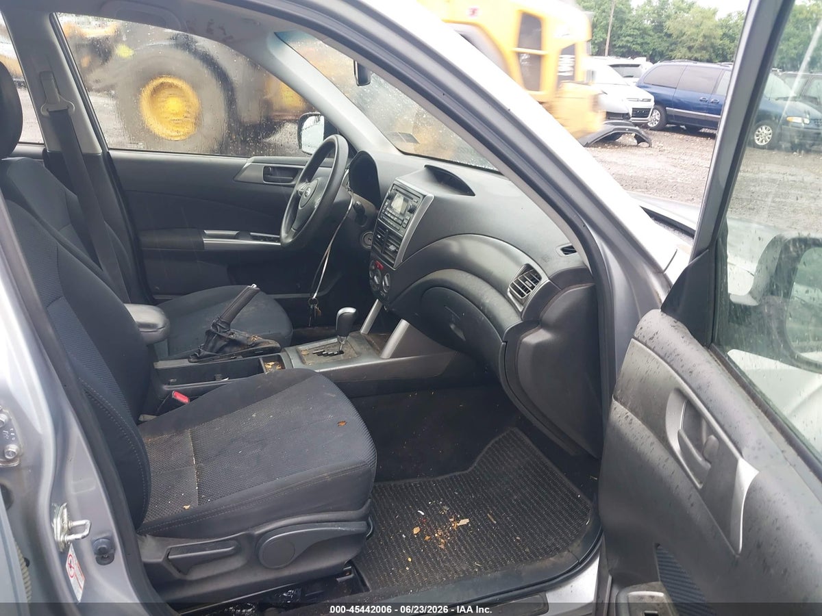 2013 SUBARU FORESTER 2.5X — снимка 5
