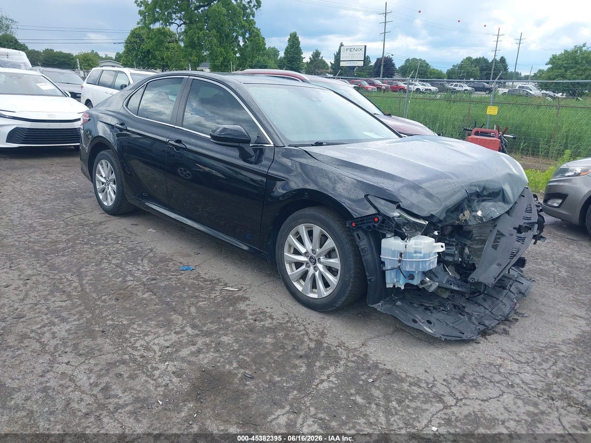 2020 TOYOTA CAMRY LE