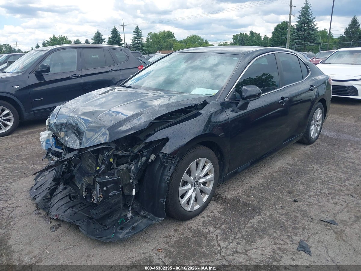 2020 TOYOTA CAMRY LE — снимка 2